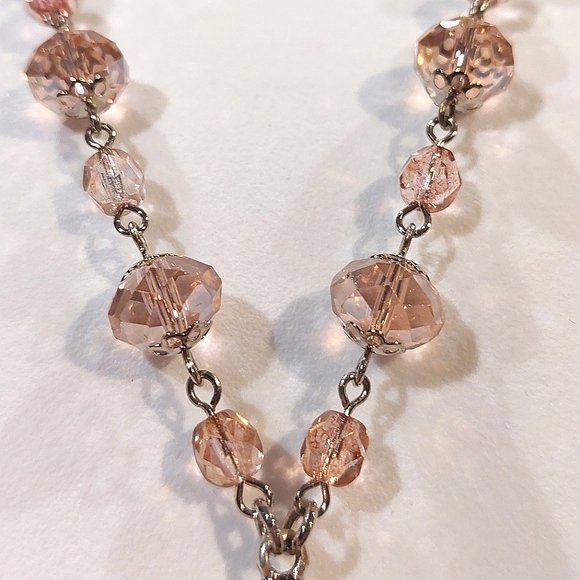 Ruffles & Stripes Women's Victorian Style Cameo Necklace & Drop Earrings Set NWT - Picture 6 of 8